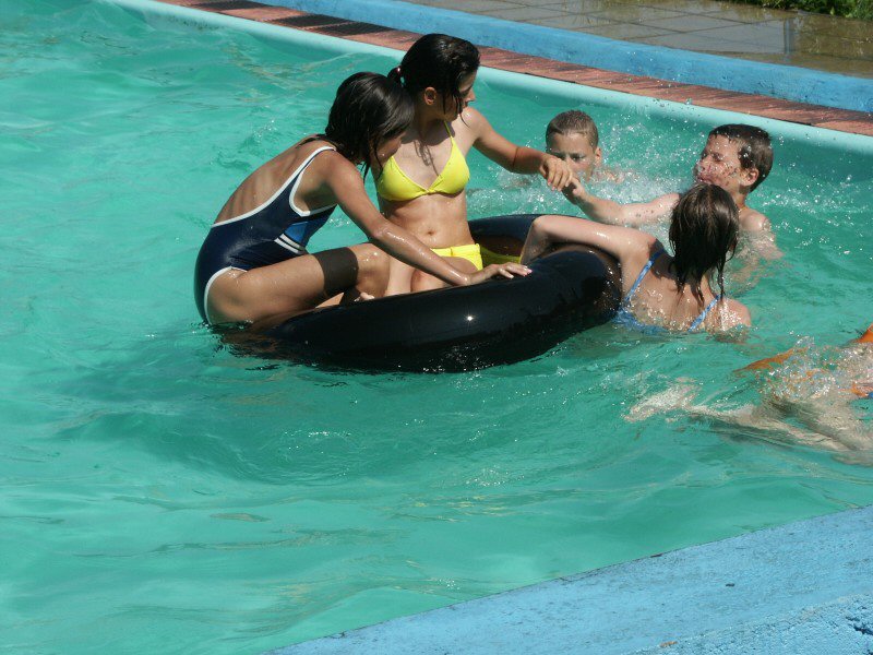 mb040730035.jpg